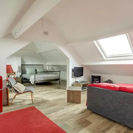 Boven In De Boerderij - Welkom Op 't Spoel Apartment Culemborg