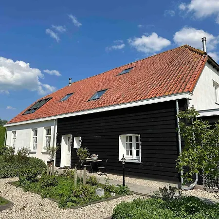 Boven In De Boerderij - Welkom Op 't Spoel *